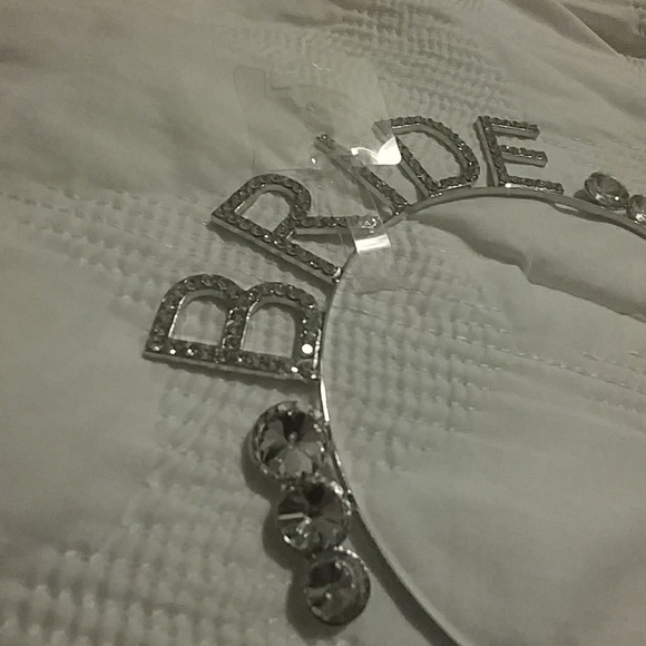 Rhinestone Bride headband - Picture 2 of 2